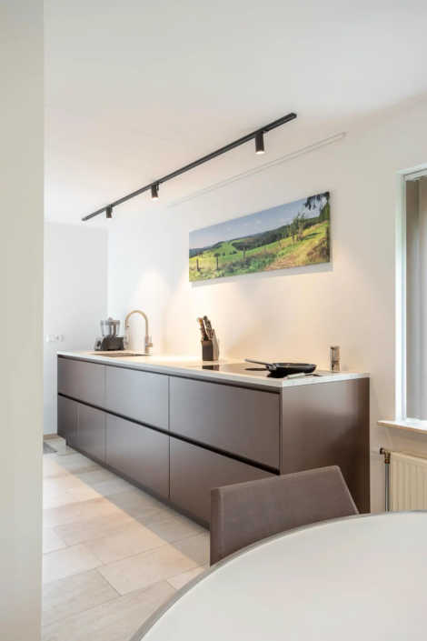 Minimalistische keuken in Zwolle | De Keukenkamer